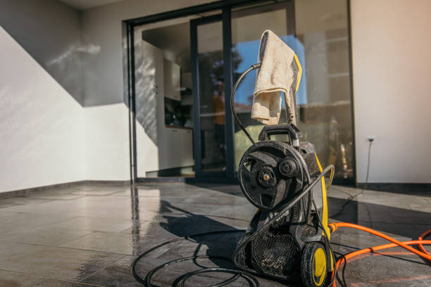 Best Building Exterior Washing  in Cleburne, TX